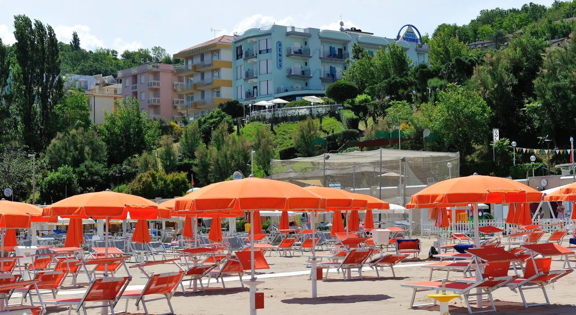 Hotel Venus Gabicce Mare Exterior foto